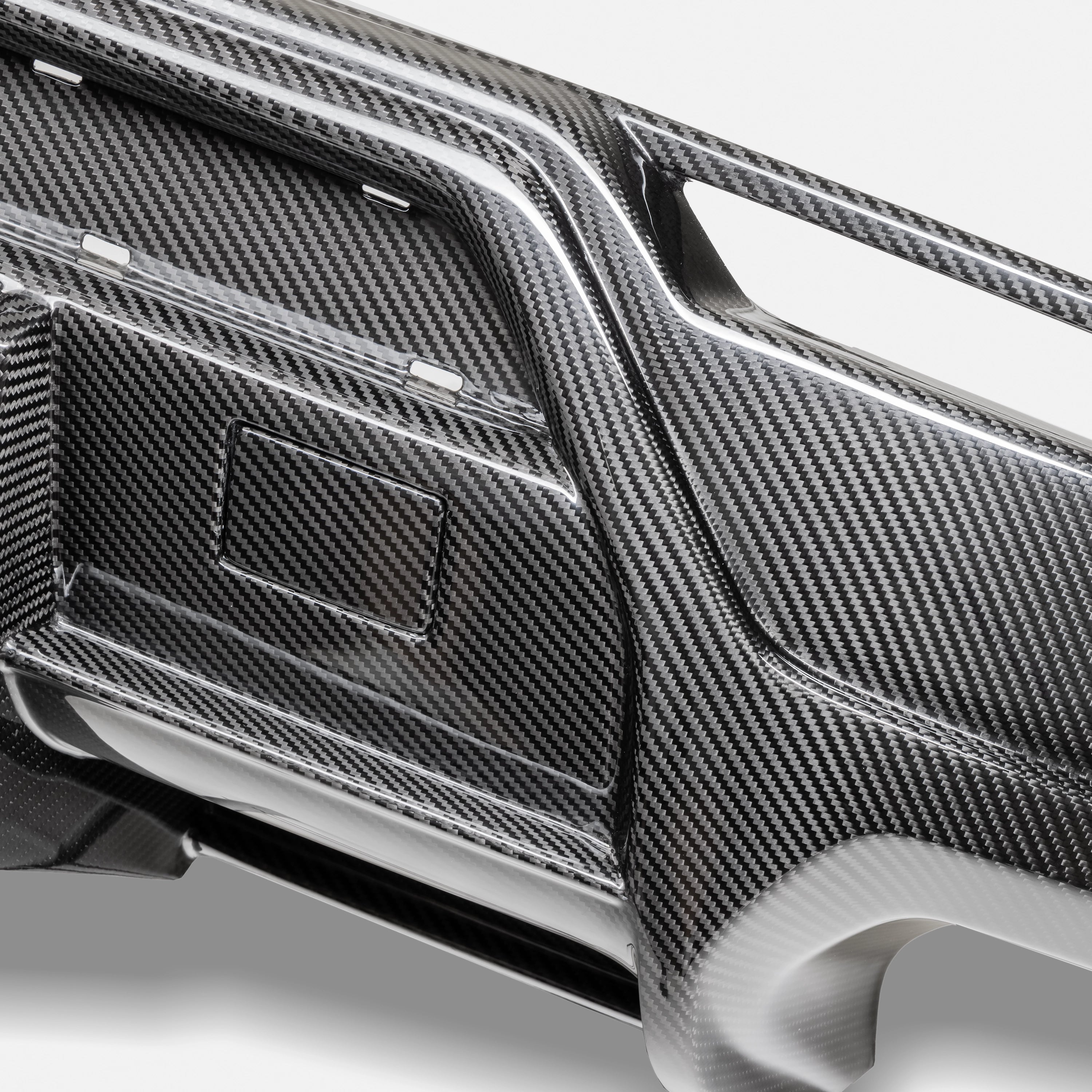 Lamborghini Urus - Carbon Fiber Rear Diffuser